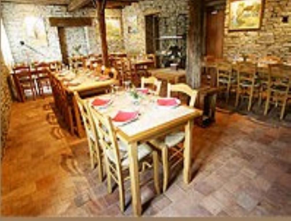 Auberge Saint Hernin Pluherlin Экстерьер фото
